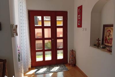 Casă cu 4 camere cu Teren 785 Mp în Central - 7