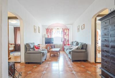 De vanzare 4 camere Racadau-zona Parcul Trandafirilor - 6