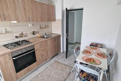 Vand Garsoniera spatioasa, Micro 3, etaj 7 9, cu vedere in Unirii - 3