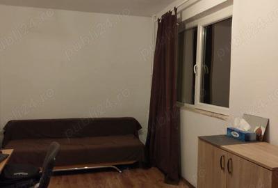 Apartament cu 2 camere decomandat în Spitalul Județean