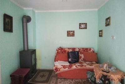 Casă cu 4 camere cu Teren 468 Mp în Oravița - 6