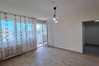 Apartament cu 2 camere semidecomandat, mobilat în Pajura - 1