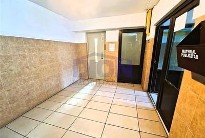 Apartament cu 3 camere decomandat în Rahova - 9
