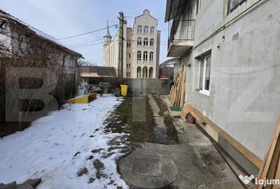 Casă cu 4 camere cu Teren 1500 Mp în Central - 8