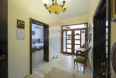 Oportunitate de investi?ie, Pensiunea Vila de la Luga?, Oradea - 1