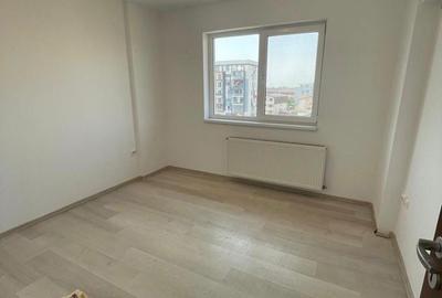 Apartament cu 3 camere în Central - 3