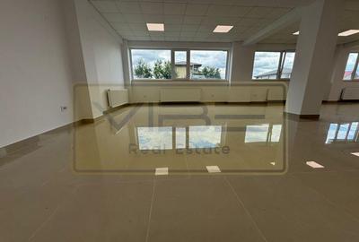 Spatiu office / comercial Valea Lupului - Strada Garoafei - 8