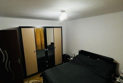 Apartament cu 3 camere decomandat în Drumul Găzarului - 1