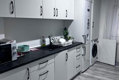 Apartament cu 3 camere decomandat în Central - 2