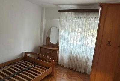 Apartament cu 3 camere decomandat în 1 Mai - 3
