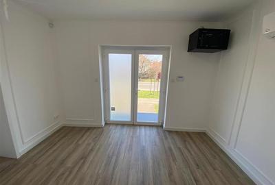 Spațiu comercial, de 78.839996337891 mp, în Central - 9