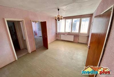 Vanzare apartament 2 camere Micro 16 (Capatul Troleului) - 6