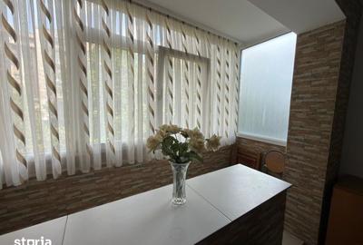 Apartament cu 3 camere decomandat în Republicii - 3