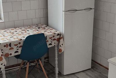 Apartament cu 3 camere semidecomandat în Central - 3