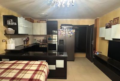 2 Camere, Decomandate, etaj 3, Imbunatatiri de Lux 2 Camere, Decomandate, etaj 3, Imbunatatiri de Lux - 3