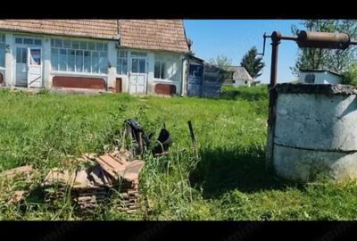 Casă cu Teren 1700 Mp în Iclănzel - 2