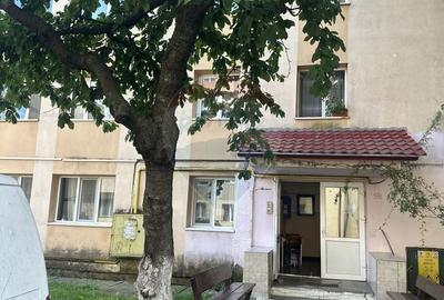 Apartament cu 2 camere semidecomandat în Mărăței