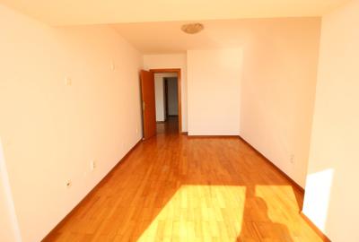 Apartament cu 3 camere decomandat în Faleză - 6