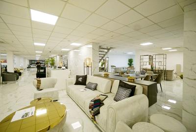 Spațiu comercial, de 1,980 mp, în Păcii - 11