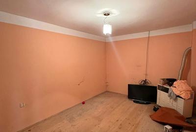 Casă cu 3 camere cu Teren 374 Mp în Central - 8