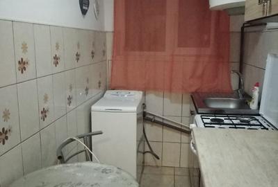 Inchiriez apartament 2 camere, in zona generalei nr 14 - 1