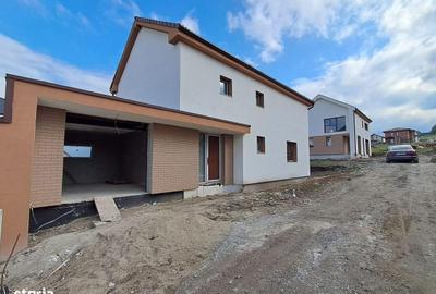 Casă cu 5 camere cu Teren 480 Mp în Chinteni - 7