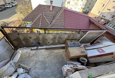 Apartament cu 3 camere decomandat, mobilat în Calea Moldovei - 4