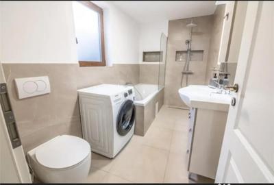 Apartament cu 2 camere decomandat în Schei - 2