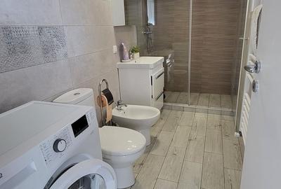 Garsonieră decomandată în Central