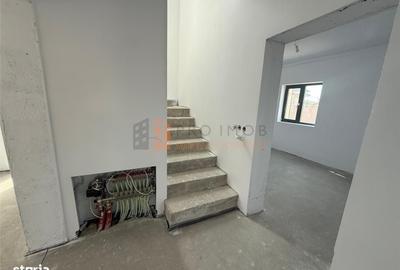 Casă cu 4 camere decomandat în Pleșești - 8