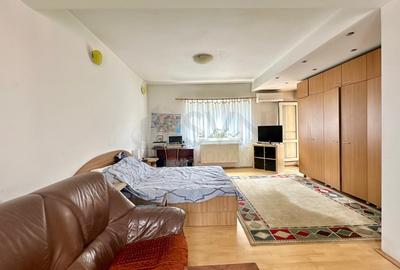 Casă individuală cu 7 camere cu Canalizare în Vatra Luminoasă - 10