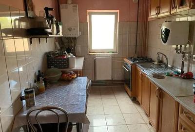 Apartament 4 camere Lipovei