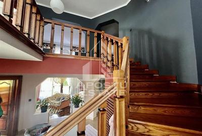 Vila cu 9 camere si piscina, teren de 1344mp, 0% comision - 2