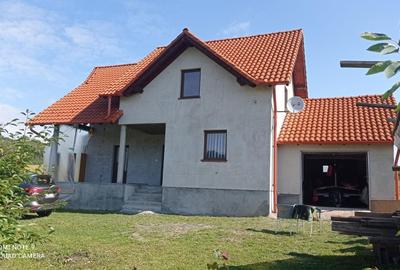 Casă cu 4 camere în Central - 7