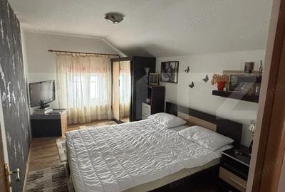 Casă cu Teren 1300 Mp în Central - 2