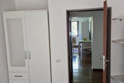 Decomandat, modern, ultracentral, mobilat si utilat - Bariera - 70 mp - 2