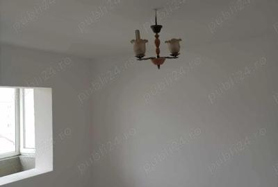 Apartament cu 2 camere decomandat în Micro 3 - 10