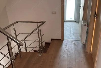 Rosu, Vila- Duplex, P+2. Imobil stil Italienesc! - 4