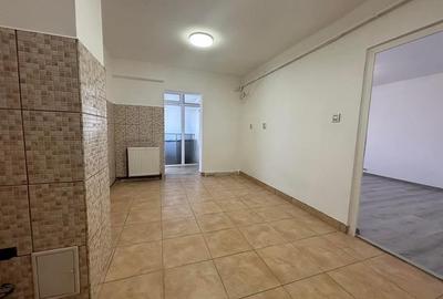 Spațiu comercial, de 98 mp, în Central - 1