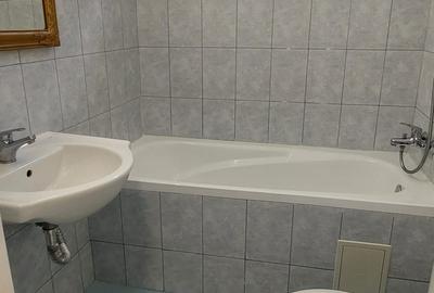 Apartament cu 3 camere decomandat, mobilat în Unirii - 1