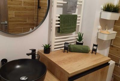 Apartament cu 2 camere decomandat în Decebal - 1