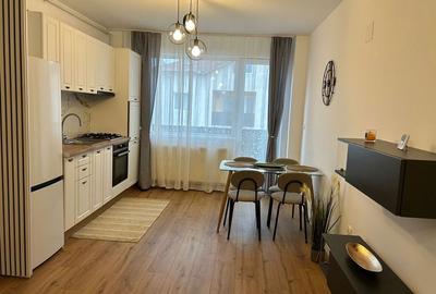 Apartament cu 3 camere decomandat în Central - 2