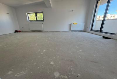 Duplex cu 4 camere cu Canalizare în Metalurgiei - 9