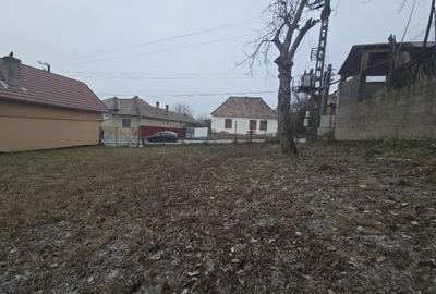 Teren de 1243 mp, în Lancrăm - 7