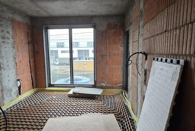 Casă cu 7 camere cu Canalizare în Tunari - 6