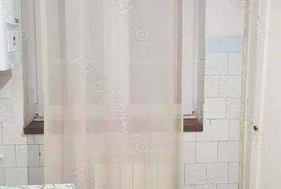 Inchiriez apartament 2 camere - 4