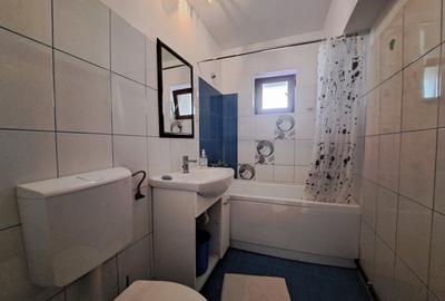 GARSONIERA / 1990 / DECOMANDATA / 42 mp /ET. 1 / STR. MAMULARI / PIATA UNIRII - 22