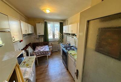 Apartament cu 3 camere decomandat în Central - 2