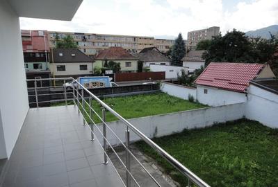 Doua Cladiri total 700mp linga Centrul Civic Brasov, Lot 1000mp pe colt - 2