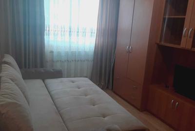 Garsonieră decomandată în Rogerius
